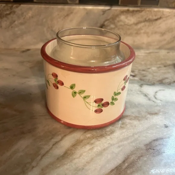Yankee candle holder with topper. - Picture 3 of 10